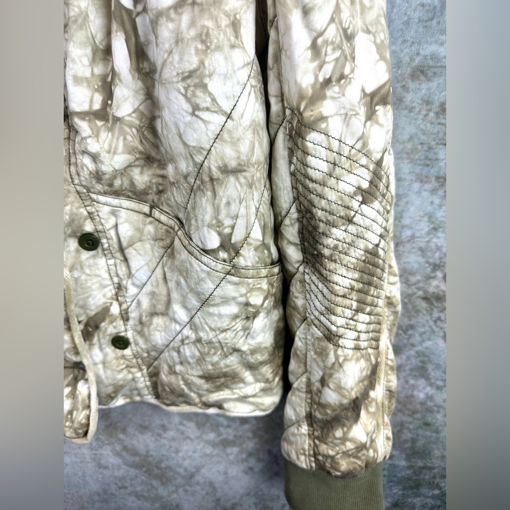 Green Jacket - Picture 3 of 4